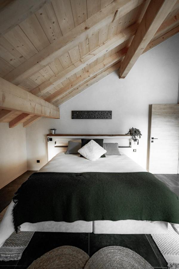 Hotel La Loge De La Dolarde - Chambre Nord-Est à Prémanon Extérieur photo